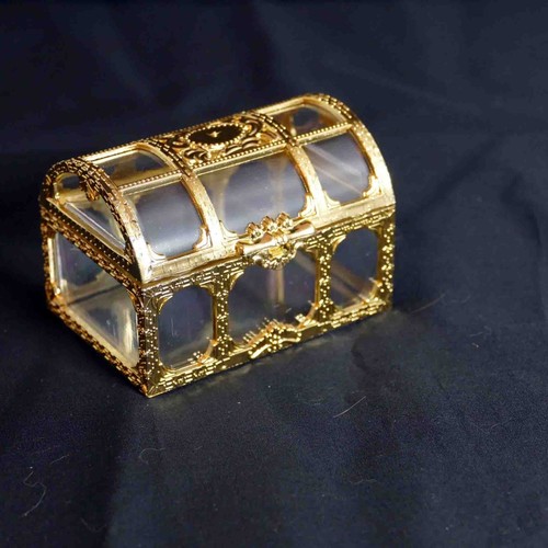 Small clear plastic ornate - small,