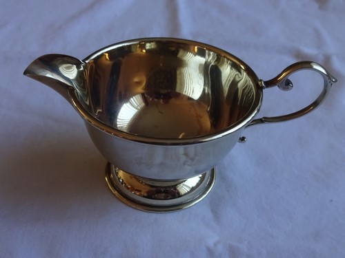 Vintage silver plated milk - silver,
