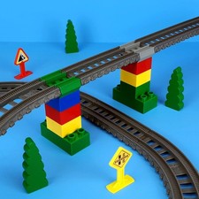 Duplo trackmaster train track - train,