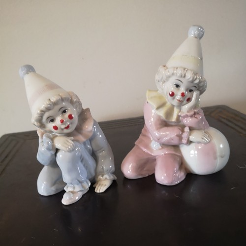 Pair porcelain clown - of,