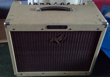 Peavey classic 30  1 x 12 tweed amp - made in USA -  all valve