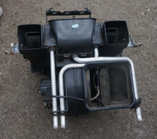 Mercedes-Benz W123 200 230E