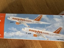 EasyJet.con Model aircraft X 2