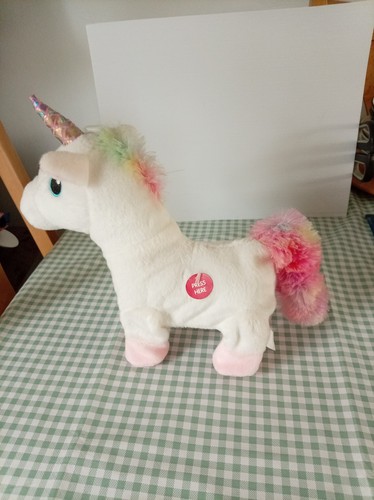 Animatronic unicorn with - animatronic,