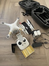 DJI Phantom 3 Professional Quadcopter with 4K Camera and 3-Axis Gimbal