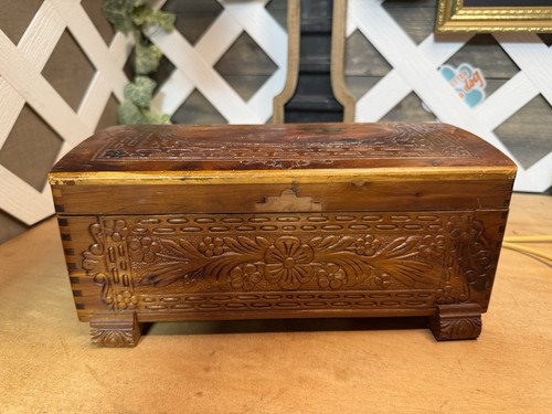 Vintage carved cedar - cedar, jewelry
