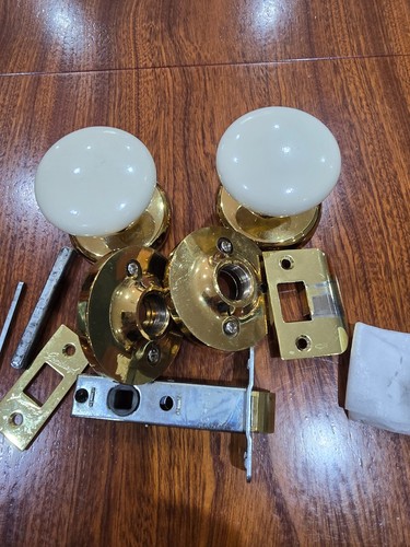 Gainsborough door knobs - gainsborough,