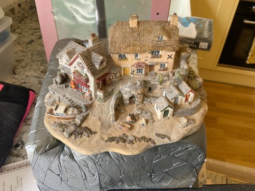 Danbury mint figurines - danbury,