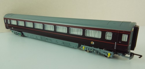 Hornby r4400 gauge royal - oo,