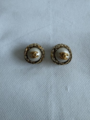 Chanel vintage clip - vintage, clip-on