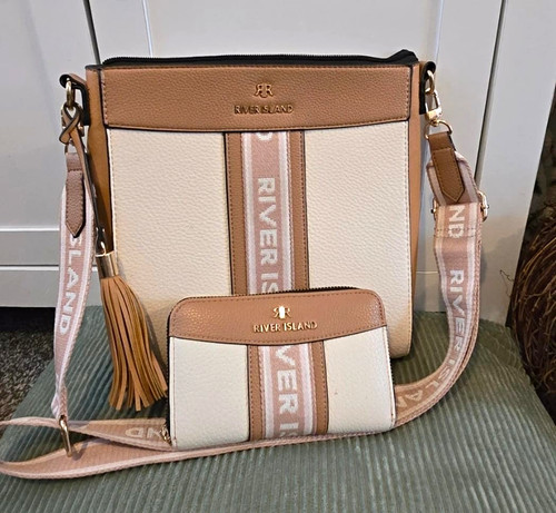 River island beige tan logo - island, beige/tan