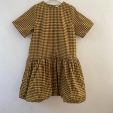 Levi’s yellow and black and