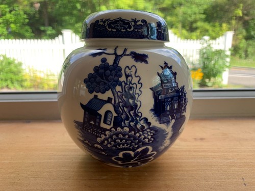 Willow tea caddy ginger - 'willow', jar