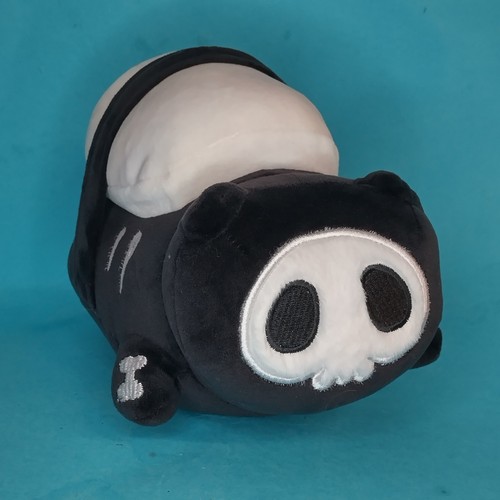 Kenji yabu sushi skeleton cat - skeleton,