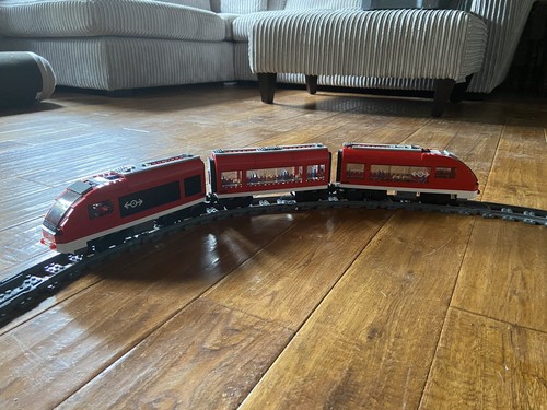 Lego city passenger train - passenger,