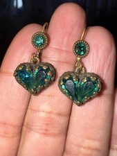 Stunning Michal Negrin Green leverback Heart earrings