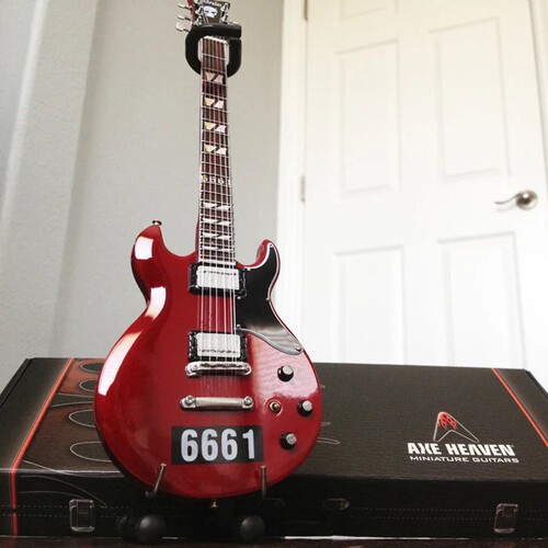 Avenged sevenfold zacky - -,