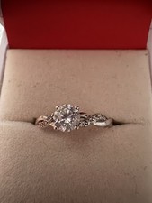 H Samuel 9ct White Gold Twist Ring size m 