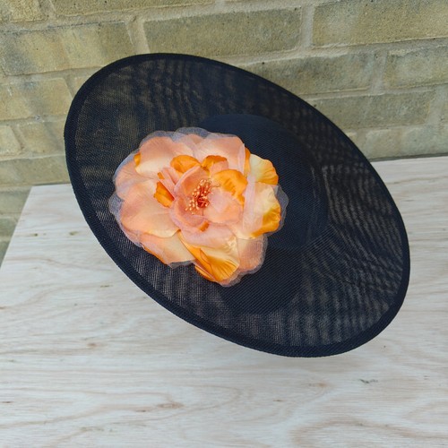 Black orange flower wide - flower, brim