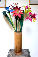 FLOWER SET 5 HAND CARVED WOODEN FLOWER & BAMBOO VASE