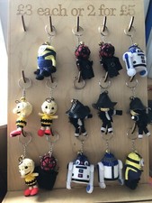 Personalised keyring hanger