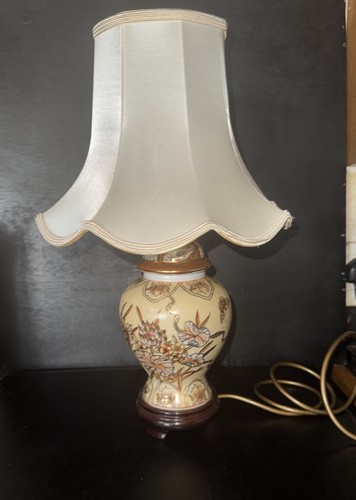 Chinese porcelain table lamp - porcelain,