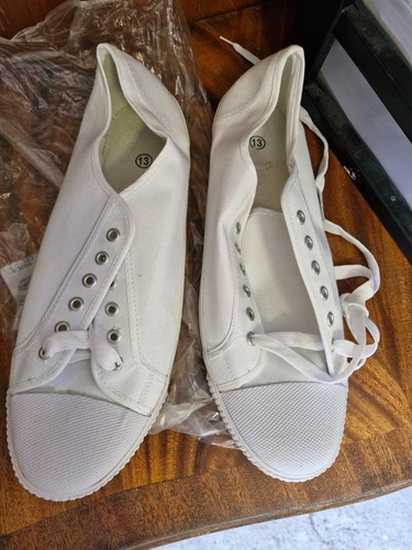 White canvas plimsoles - size, 13
