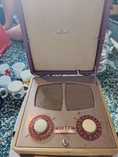 VINTAGE VIDOR ABLE VALVE RADIO - NOT TESTED - NICE RESTORATION PROJECT