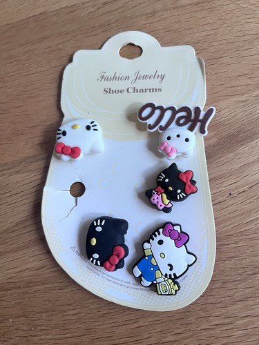 Hello kitty croc charms - kitty,