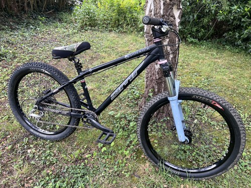 Dmr dirt jump - dirt, halo