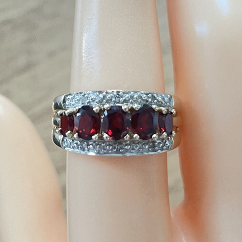 9ct yellow gold garnet - yellow, &