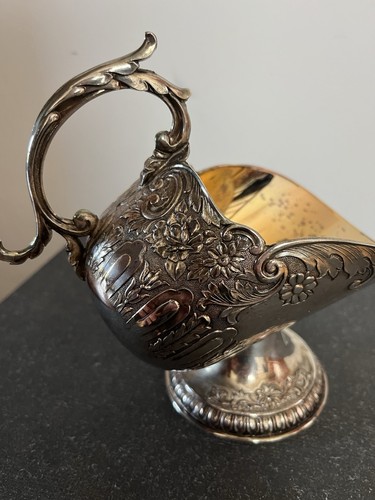 Vintage silver plated sugar - silver,