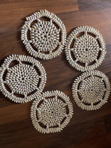 Set cowrie shell placemats - cowrie,