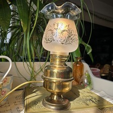 Vintage Christopher Wray Table