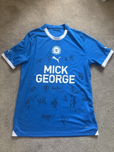Peterborough united signed - peterborough,