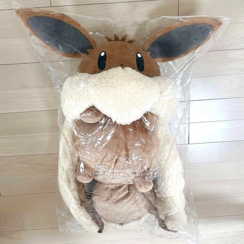 Pokemon eevee trainers doll - trainers,