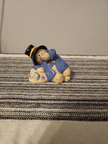 1976 paddington bear - paddington, eats