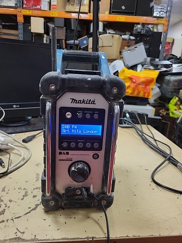 Makita dmr109 dab job - job, site