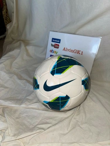 Nike maxim 2012 official - maxim, 2012/13