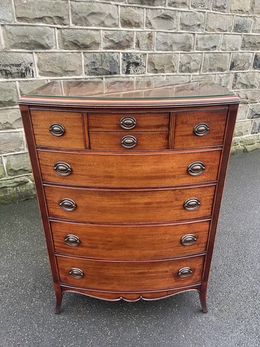 Quality mahogany bow front - quality,