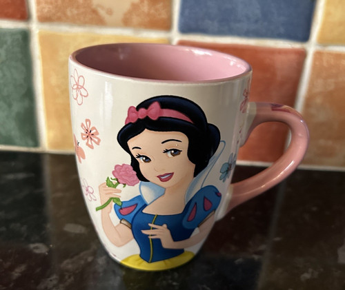Disney mug snow - disney, white