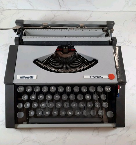 Vintage olivetti portable - vintage,