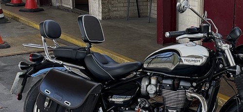 Triumph speedmaster rider - triumph,