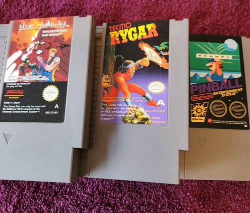 Nintendo nes game bundle - -,