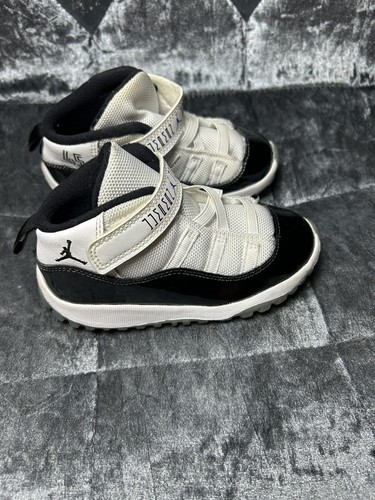 Nike air jordan - jordan, 11