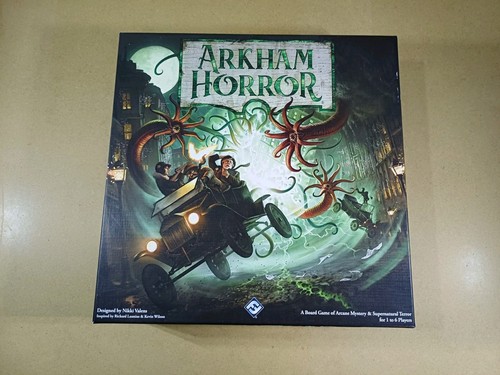 Arkham horror board game - arkham,