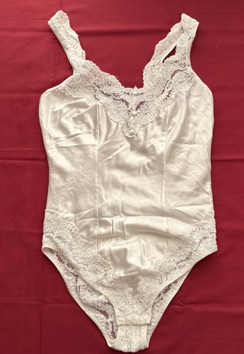 Vintage michael s cream - michael,