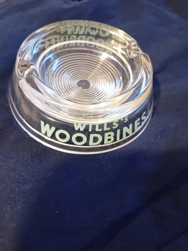Vintage wills woodbines - 'wills’s, woodbines'