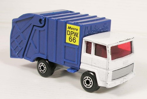 Matchbox refuse truck - mb, no