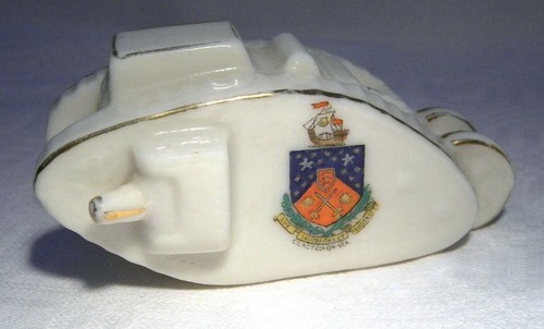 Corona crested china - crested, angry